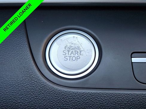 New 2025 Hyundai Elantra SEL image 17