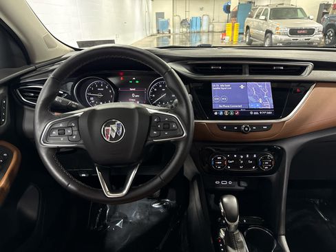 Used 2020 Buick Encore GX Essence w/ Experience Buick Package AWD/4WD image 3