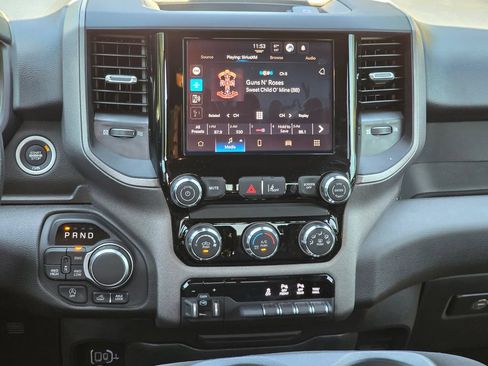 Used 2025 RAM 1500 Warlock AWD/4WD image 17