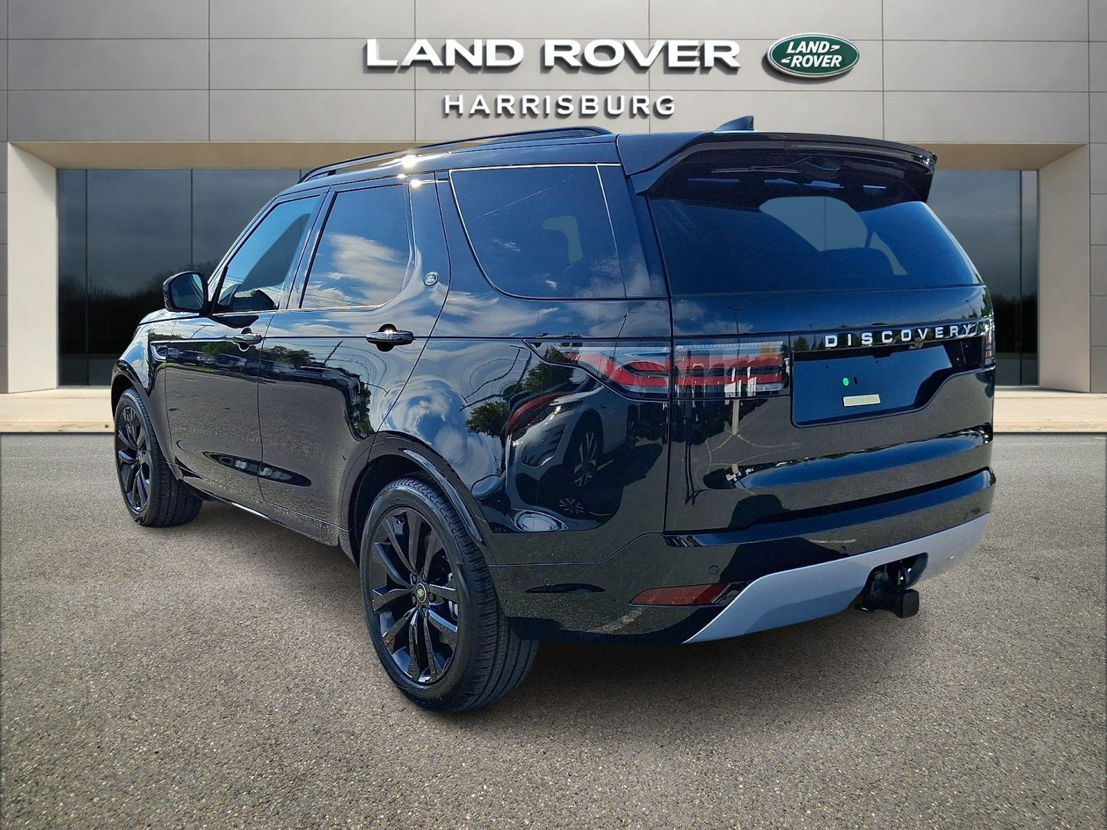 New 2026 Land Rover Discovery Limited Edition AWD/4WD image 2