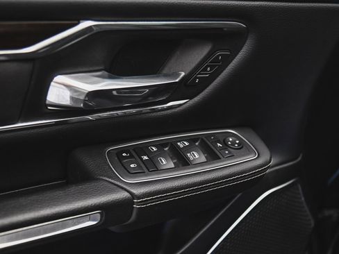 Used 2022 RAM 1500 Laramie image 9