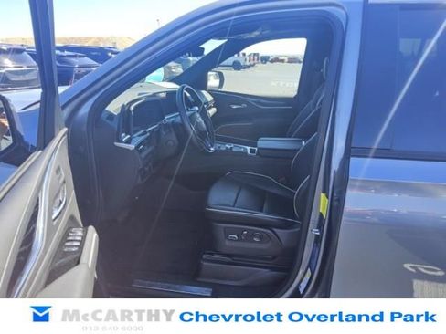 Used 2021 Cadillac Escalade Sport w/ Heavy-Duty Trailer Package AWD/4WD image 10