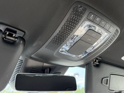 Certified 2025 Mercedes-Benz GLB 250 4MATIC image 35