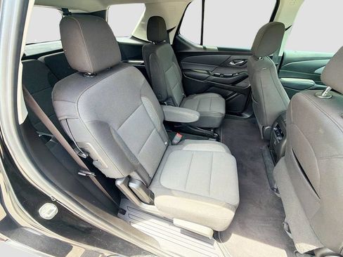 Used 2021 Chevrolet Traverse LT AWD/4WD image 31