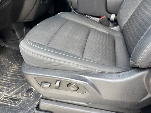 Used 2023 Chevrolet Silverado 1500 Custom w/ LPO, Dark Essentials Package RWD image 17