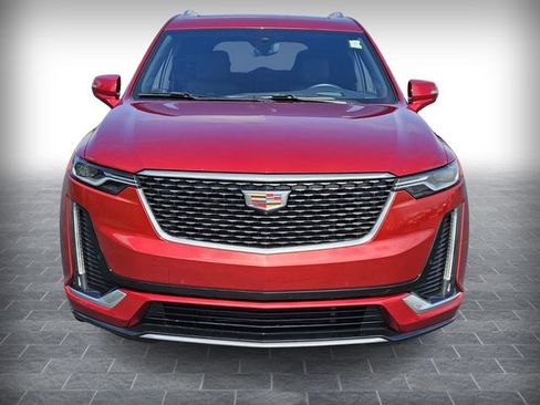 Certified 2024 Cadillac XT6 Premium Luxury w/ Technology Package FWD image 2