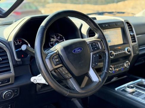 Used 2019 Ford Expedition XLT w/ Equipment Group 202A image 9