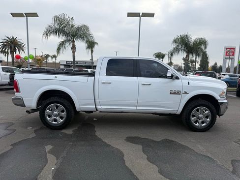 Used 2017 RAM 2500 Laramie w/ Convenience Group image 7