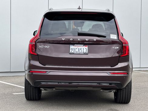 Certified 2026 Volvo XC90 T8 Ultra w/ Lounge Package AWD/4WD image 4