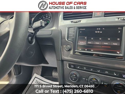 Used 2016 Volkswagen e-Golf SE image 24