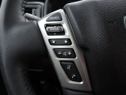 Certified 2024 Nissan Titan SV w/ SV Convenience Package image 27