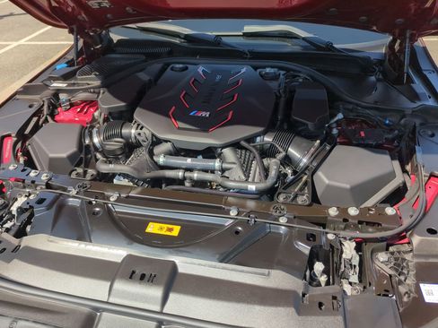 Used 2025 BMW M5 w/ Carbon Package image 33