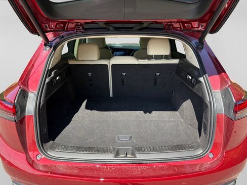 Used 2021 Buick Envision Essence FWD image 31