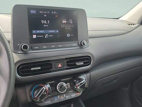 Certified 2023 Hyundai Kona SEL AWD/4WD image 18