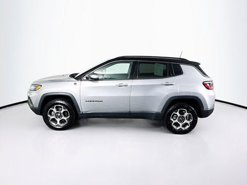 Used 2022 Jeep Compass Trailhawk w/ Trailhawk Convenience Group image 8