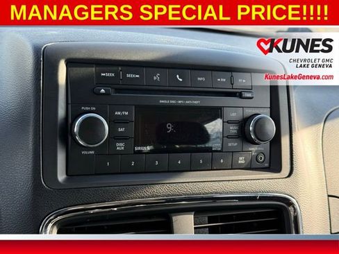 Used 2014 Dodge Grand Caravan American Value Package w/ UConnect Hands-Free Group image 22