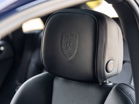 Certified 2026 Porsche Macan AWD/4WD image 29