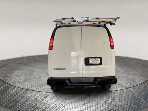Used 2020 Chevrolet Express 2500 w/ Driver Convenience Package image 7