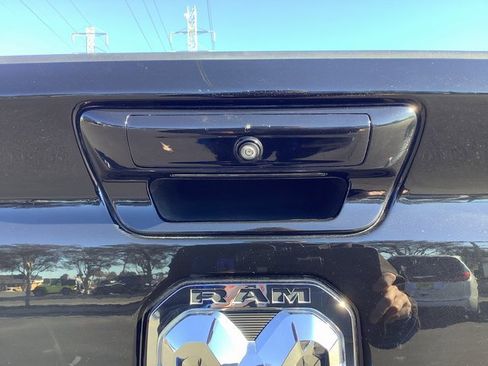 Used 2024 RAM 1500 Laramie image 30