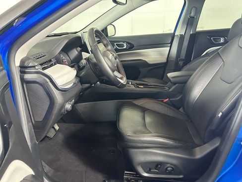 Used 2022 Jeep Compass Limited AWD/4WD image 12