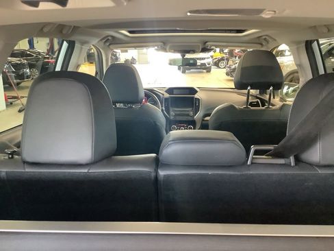 Used 2023 Subaru Forester Limited image 24