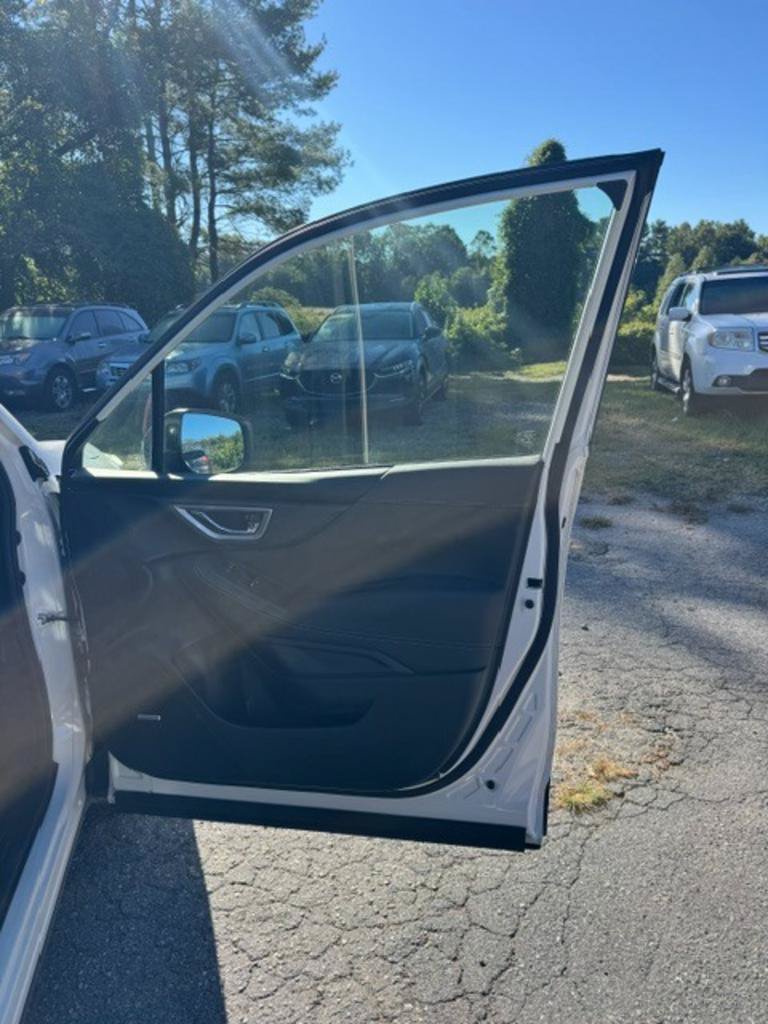 Used 2019 Subaru Forester Touring AWD/4WD image 12