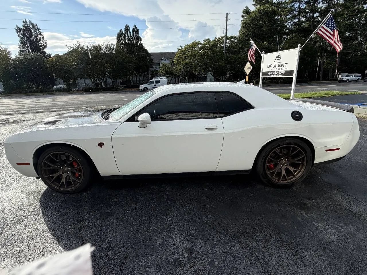 Used 2016 Dodge Challenger SRT Hellcat RWD image 6