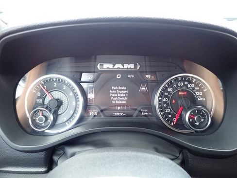 Used 2025 RAM 1500 Laramie AWD/4WD image 26
