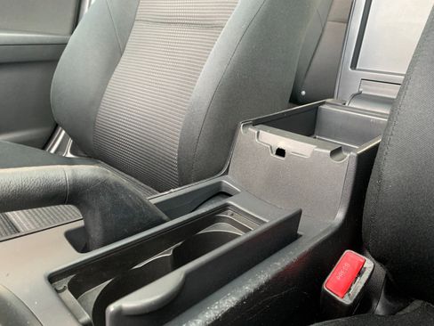 Used 2013 MAZDA MAZDA3 i Touring w/ Preferred Equipment Pkg image 18