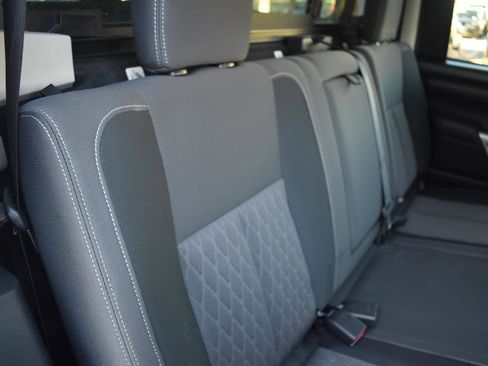 Used 2021 Nissan Titan SV w/ SV Convenience Package image 59