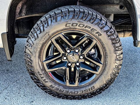 Certified 2024 Chevrolet Silverado 1500 Custom Trail Boss image 8