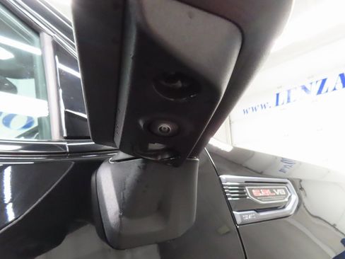 Used 2024 GMC Sierra 1500 AT4 w/ Technology Package image 58