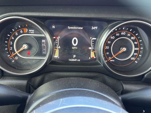 Used 2021 Jeep Gladiator Overland image 23