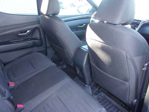 Used 2023 Hyundai Santa Cruz SE image 13