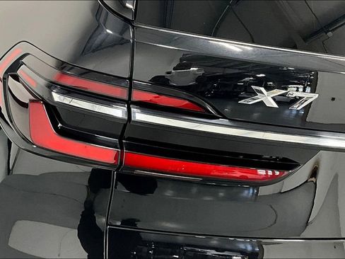 Certified 2023 BMW X7 xDrive40i image 40