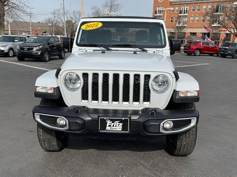 Used 2022 Jeep Gladiator Overland w/ Trailer Tow Package image 2