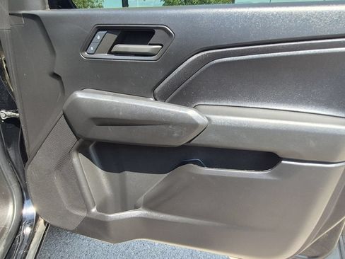 Certified 2024 Chevrolet Colorado Trail Boss w/ Advanced Trailering Package AWD/4WD image 16