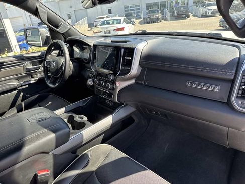 Used 2024 RAM 1500 Laramie image 13