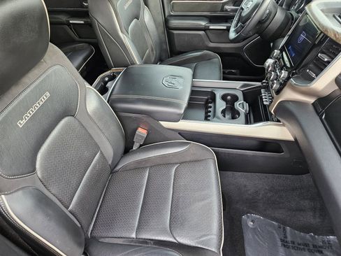 Used 2019 RAM 1500 Laramie image 19