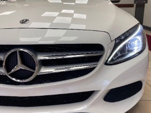 Used 2018 Mercedes-Benz C 300 Sedan w/ Multimedia Package image 11