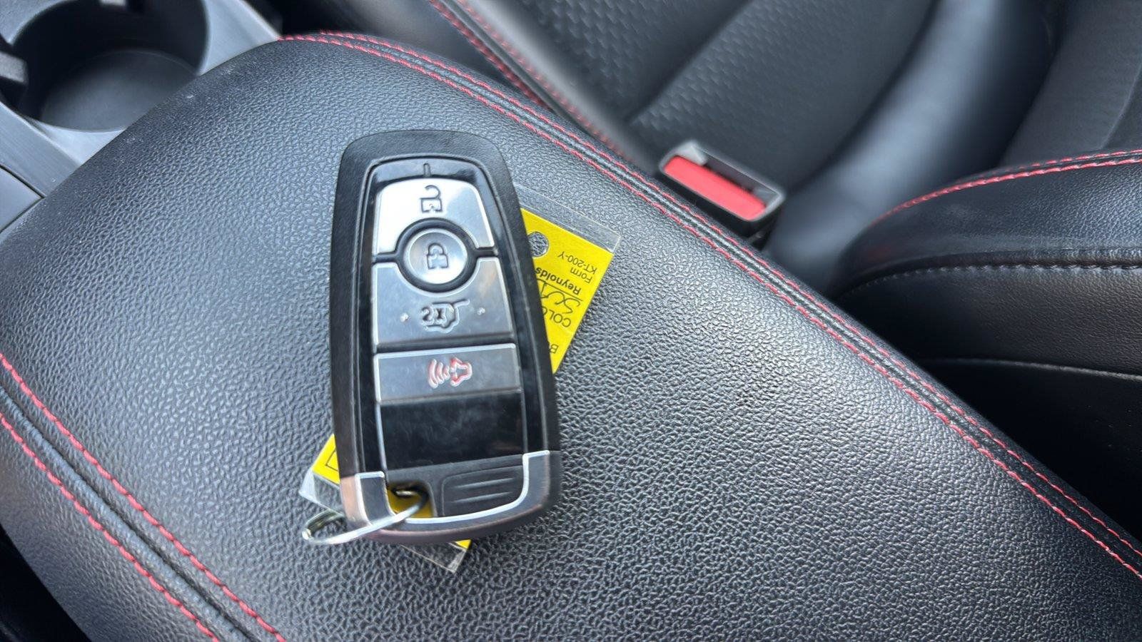 Used 2025 Ford Escape ST-Line FWD image 30