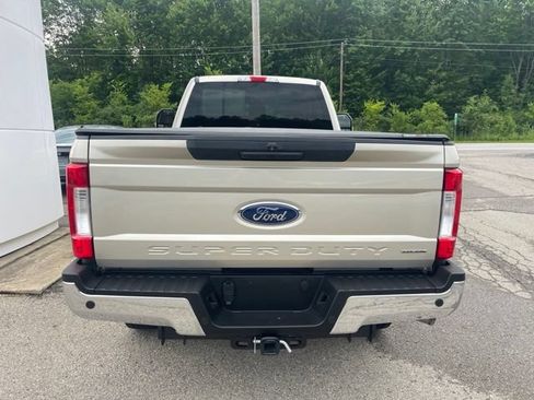 Used 2017 Ford F250 XLT w/ XLT Value Package AWD/4WD image 7