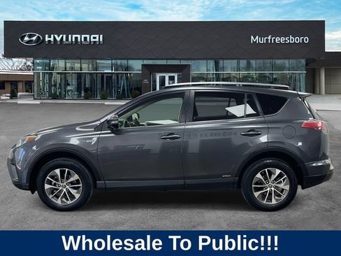 Used 2016 Toyota RAV4 XLE w/ Convenience Package AWD/4WD image 8