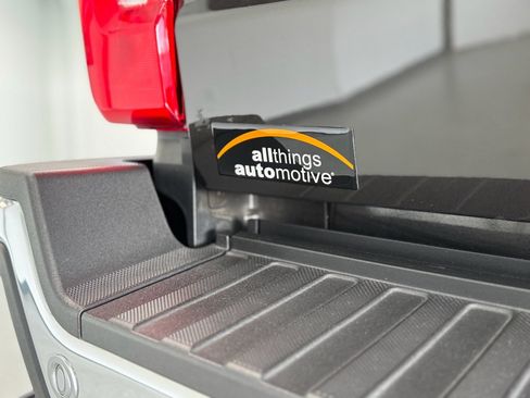 Used 2024 Ford F350 Lariat w/ Chrome Package image 56