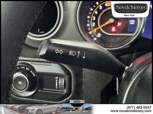 Used 2023 Jeep Wrangler Unlimited Sport AWD/4WD image 17