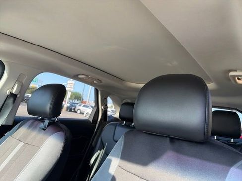 Used 2015 Ford Edge Titanium w/ Technology Package FWD image 10