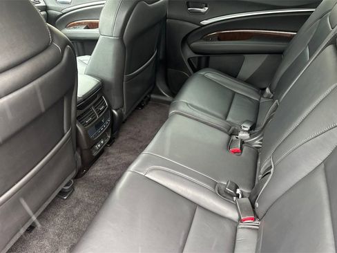 Certified 2018 Acura MDX FWD w/ Technology Package image 5