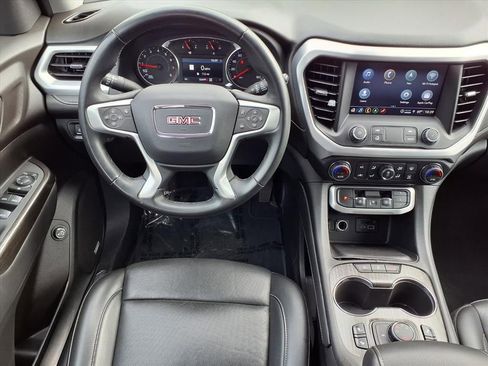 Used 2023 GMC Acadia SLT image 6