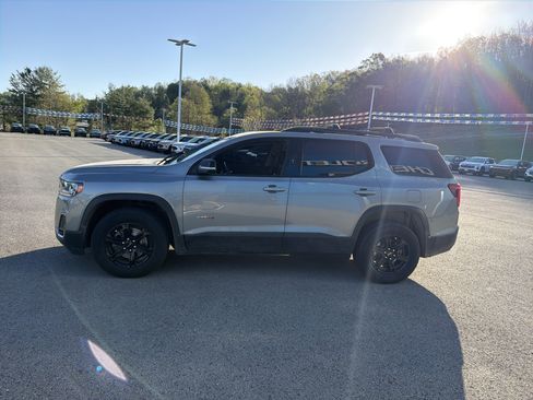 Used 2023 GMC Acadia AT4 w/ Preferred Package AWD/4WD image 8