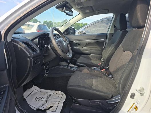 Used 2024 Mitsubishi Outlander Sport AWD image 3